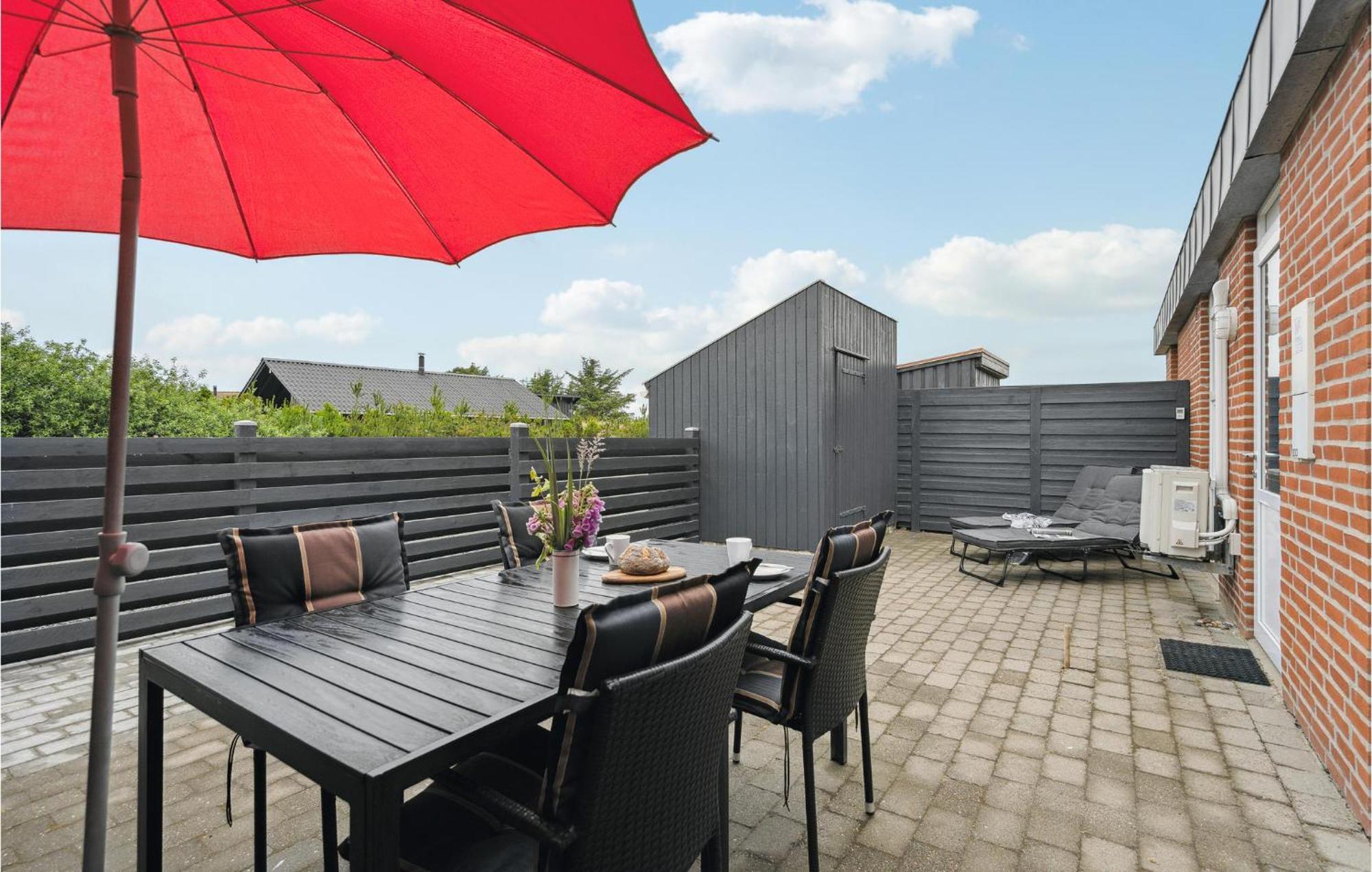 Amazing Home In Hvide Sande With Wifi Bjerregård Kültér fotó